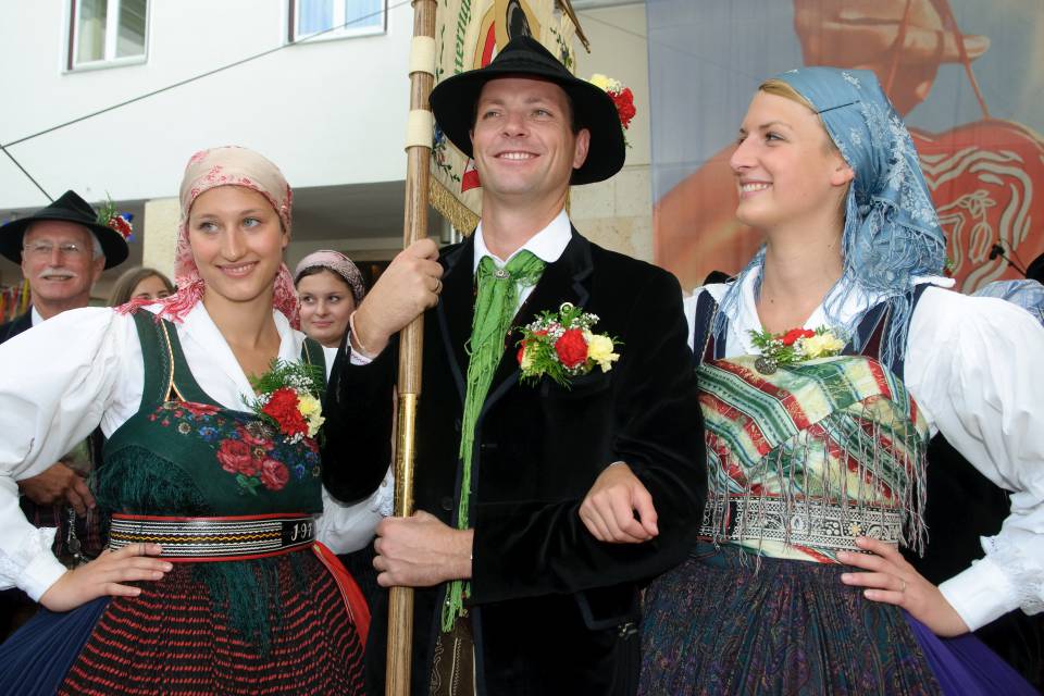 Personen in Tracht